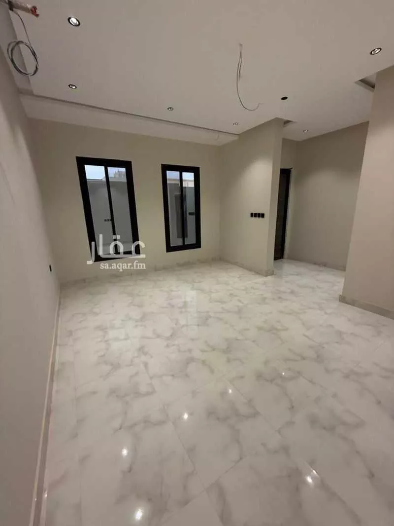 9 bedroom villa in Jeddah 10