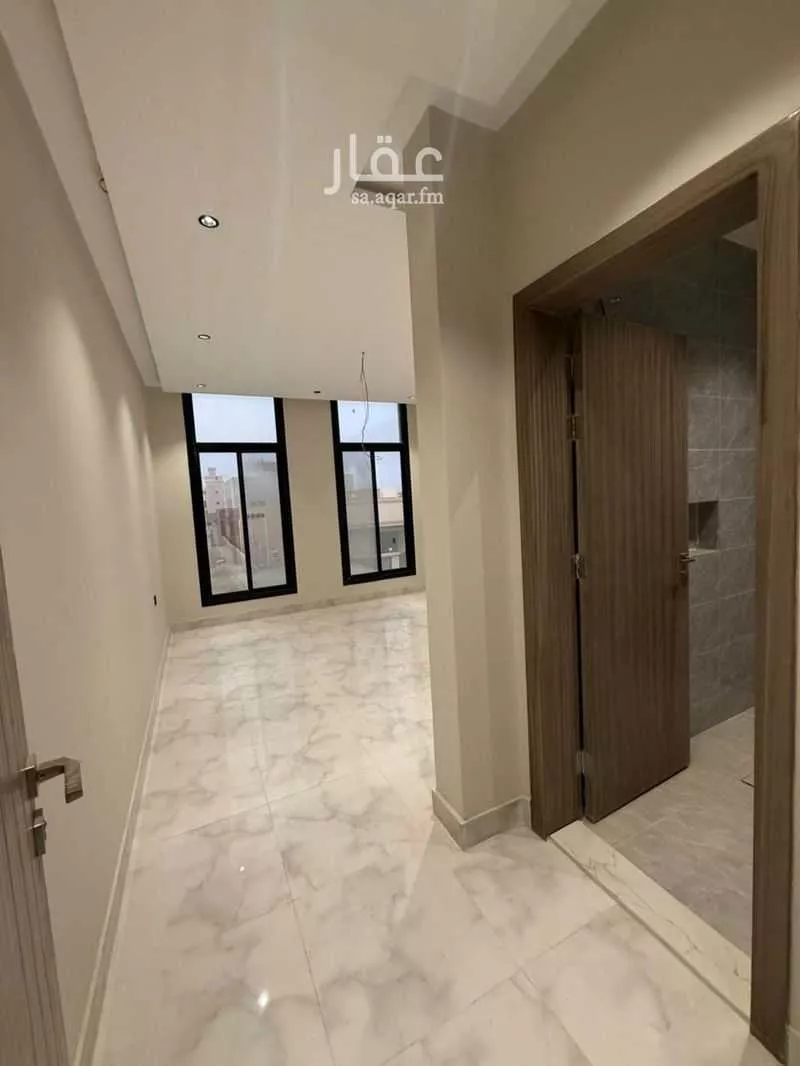 9 bedroom villa in Jeddah 6