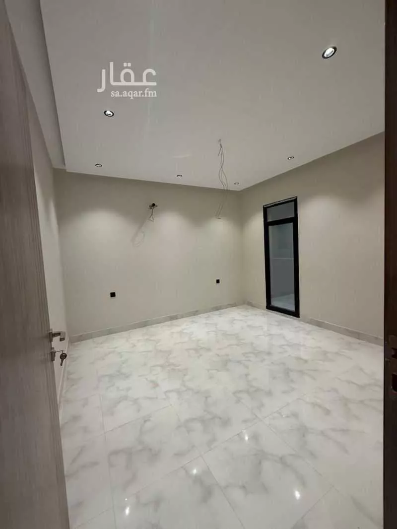 9 bedroom villa in Jeddah 11