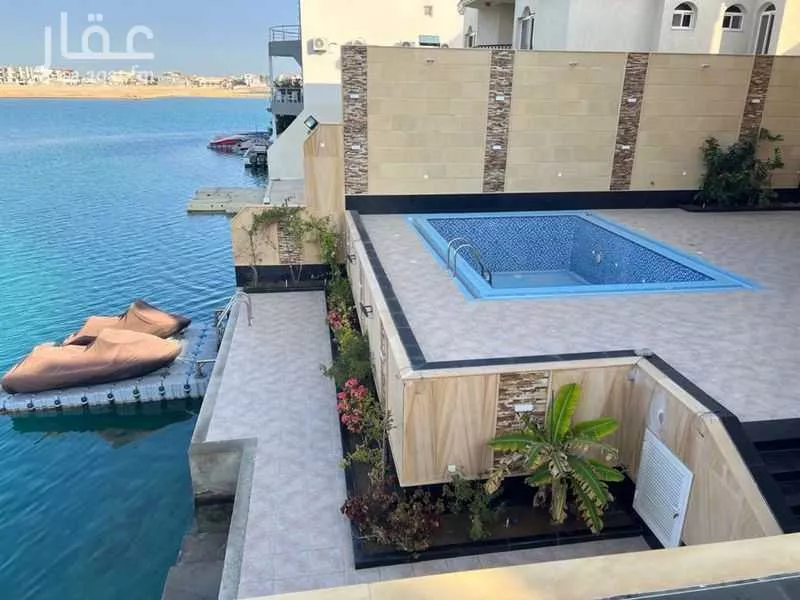 7 bedroom villa in Az Zomorod 2