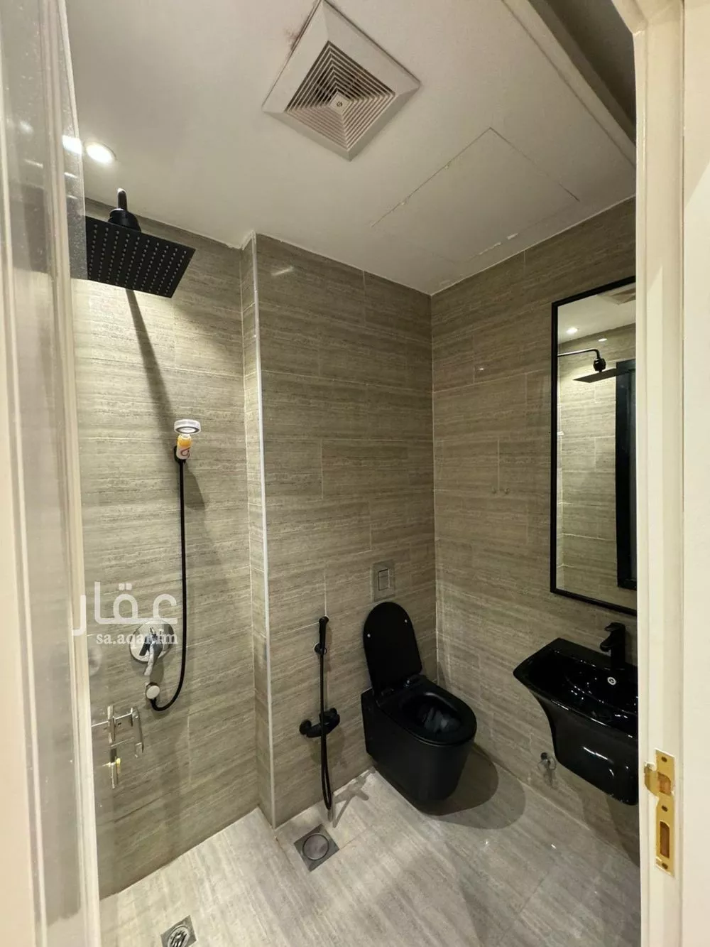 3 bedroom apartment in Al Munsiyah 13