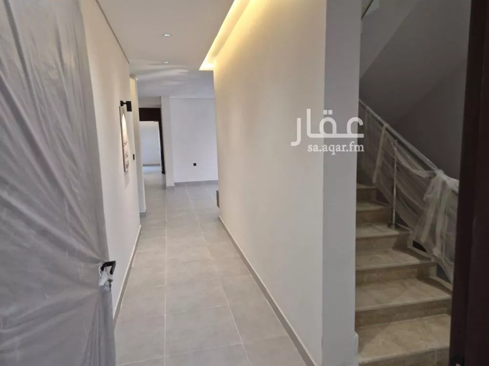 6 bedroom villa in Jeddah 6