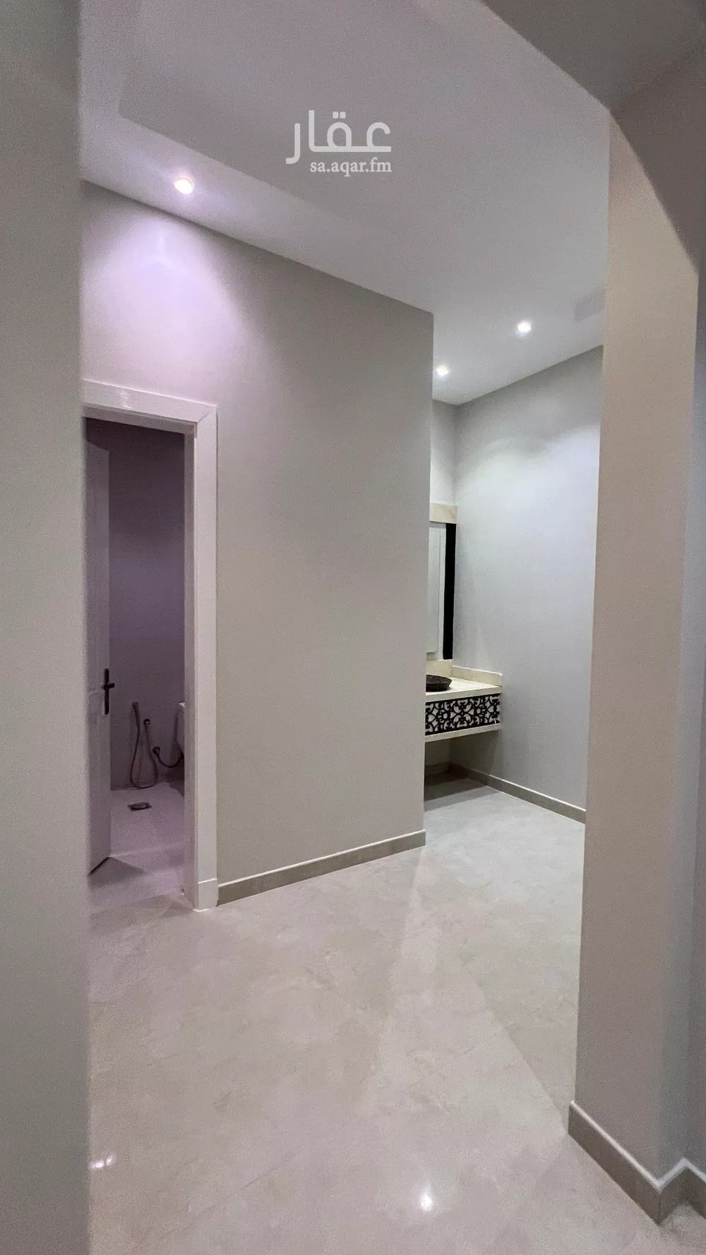 5 bedroom apartment in Al Malqa 7