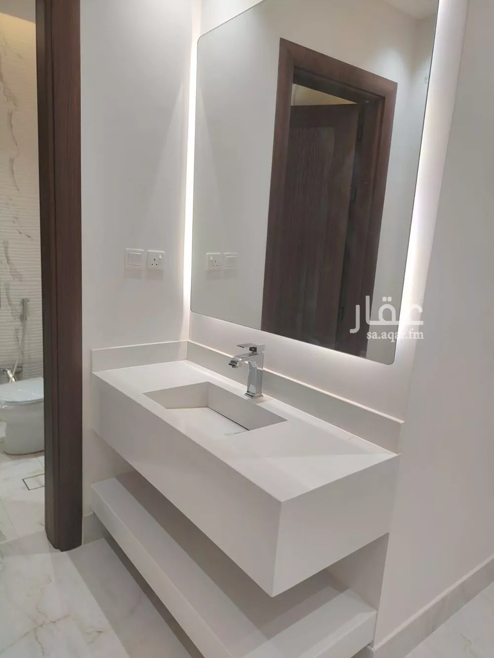 3 bedroom apartment in Al Yasmin 6