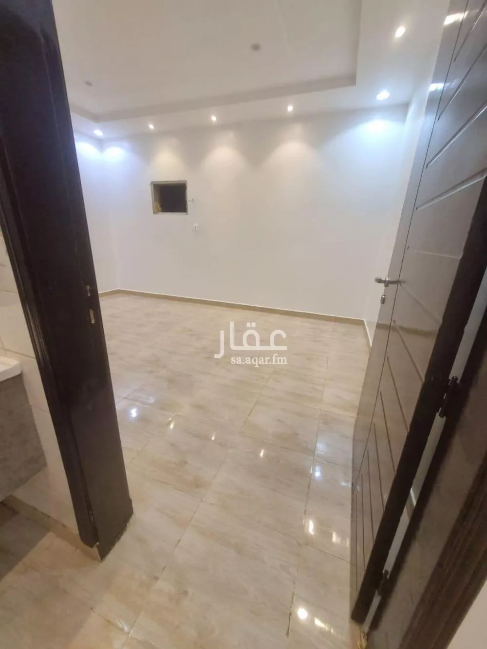 3 bedroom floor in Al Rimal 4