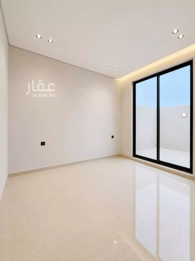 4 bedroom apartment in Al Rimal 6
