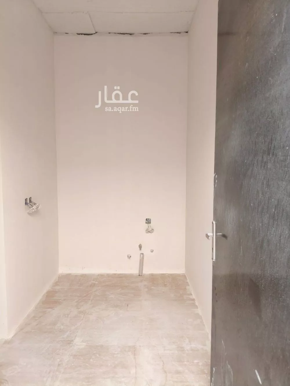 2500 sqm building in Al Rimal 10