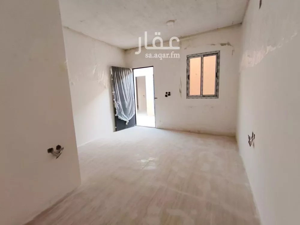 2500 sqm building in Al Rimal 6