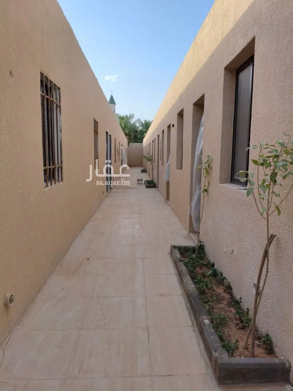 2500 sqm building in Al Rimal 3