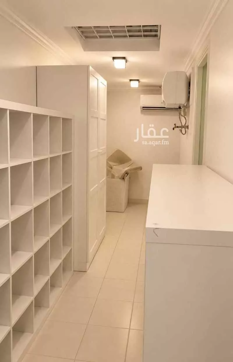 9 bedroom villa in Al Narjis 7