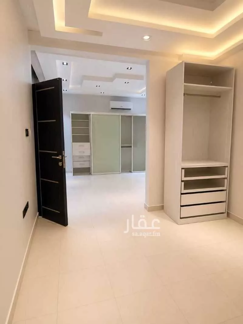 9 bedroom villa in Al Narjis 5