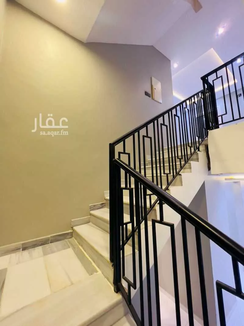 8 bedroom villa in Al Uraija Al Wusta 20
