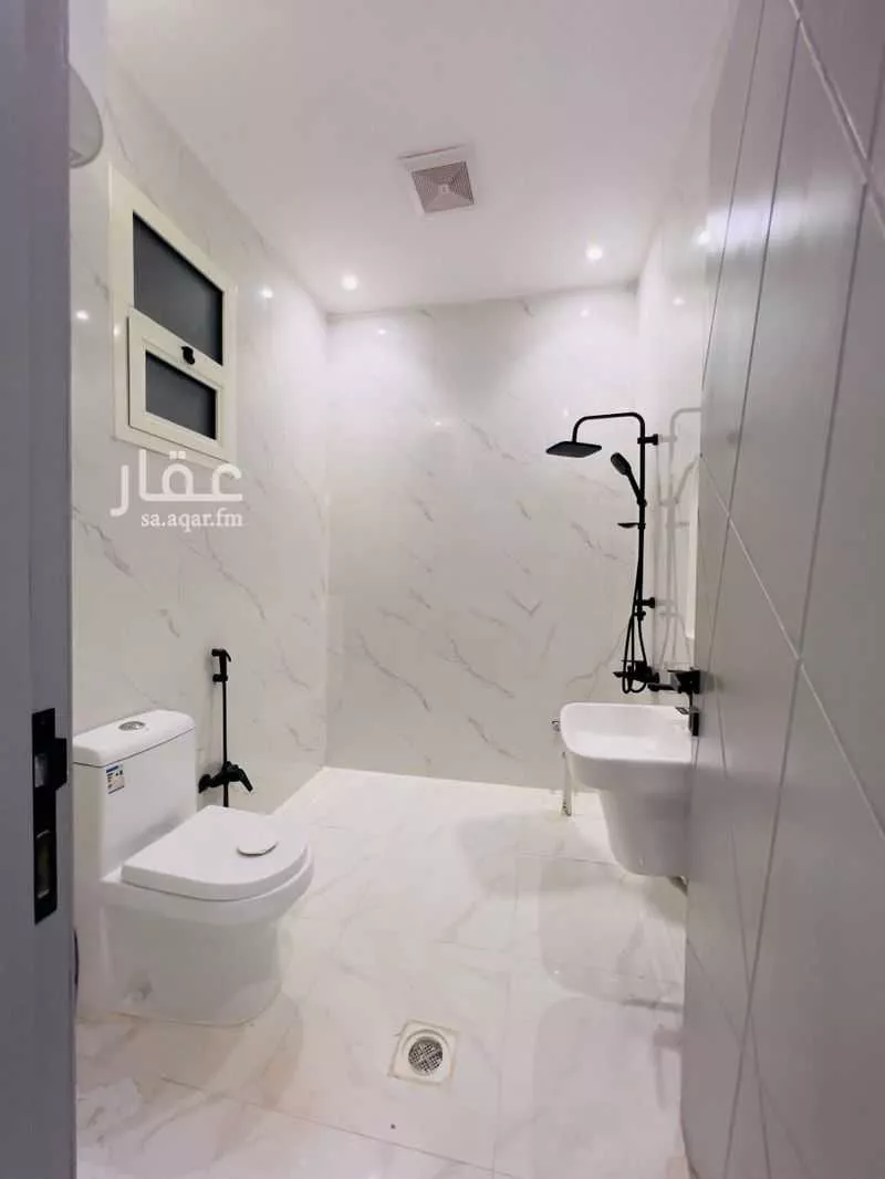 8 bedroom villa in Al Uraija Al Wusta 26
