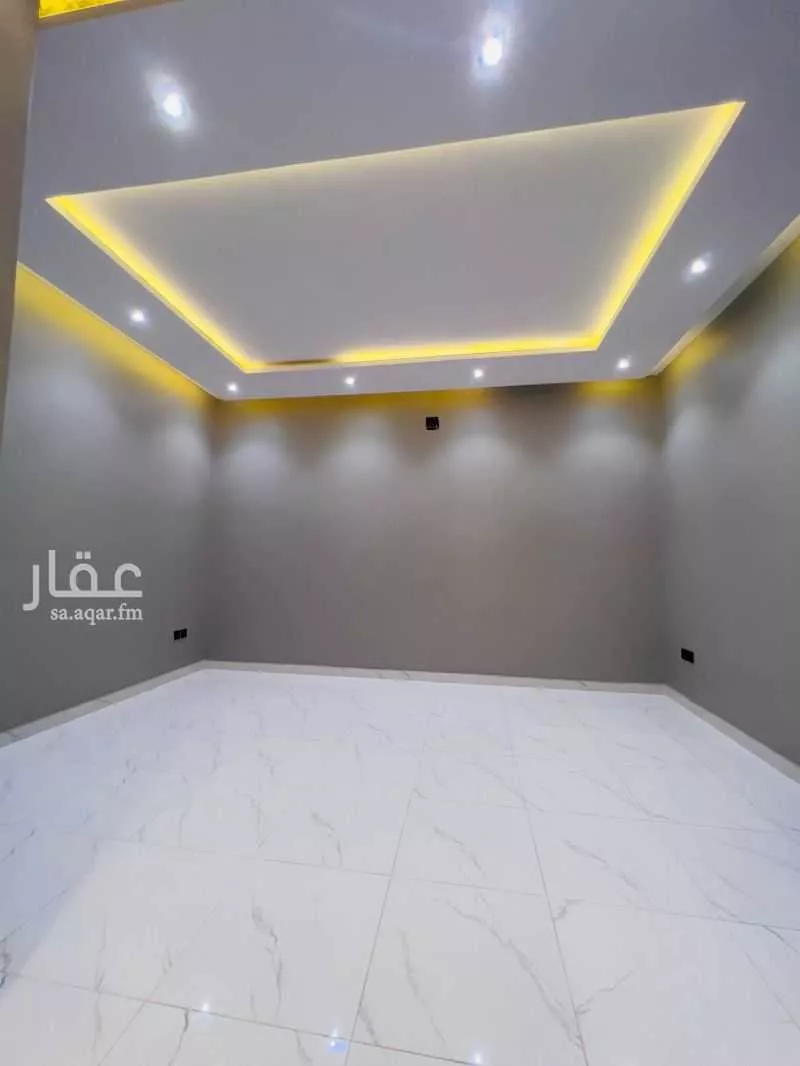 8 bedroom villa in Al Uraija Al Wusta 4