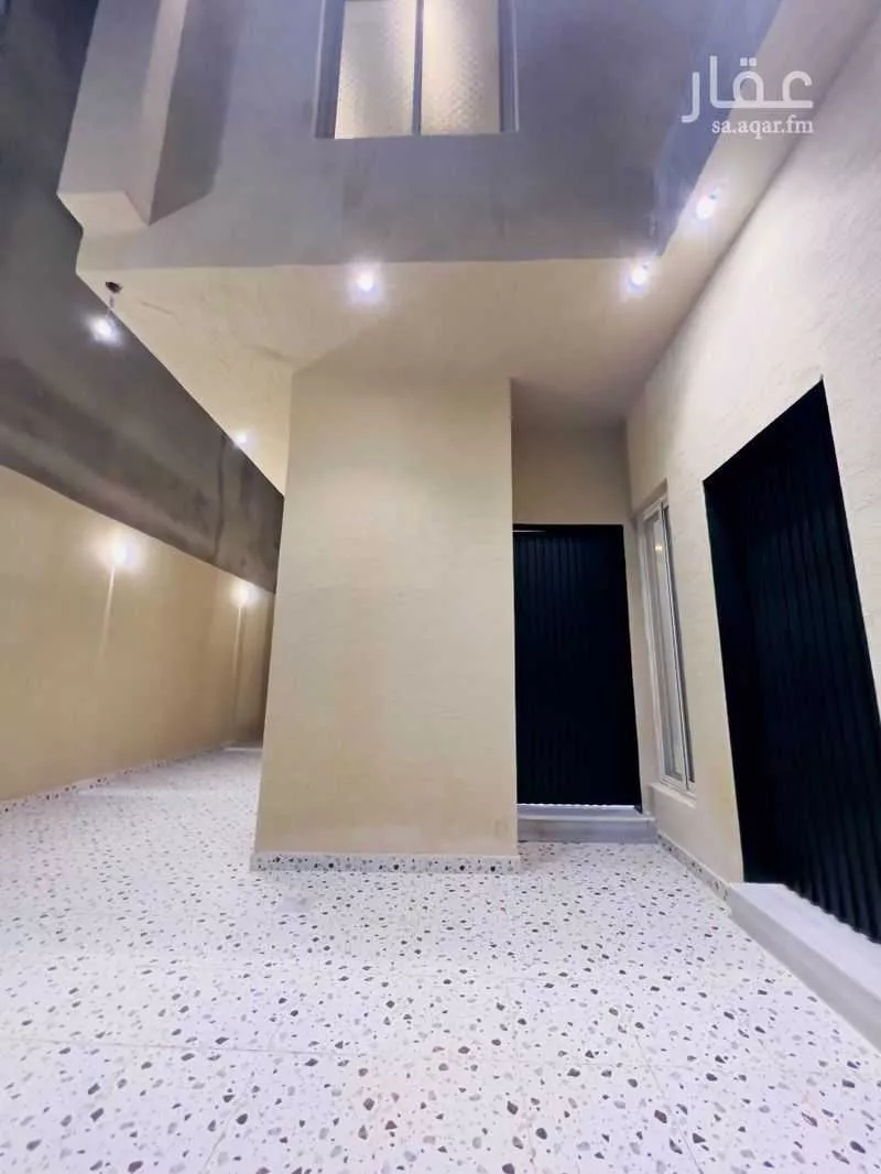 8 bedroom villa in Al Uraija Al Wusta 7