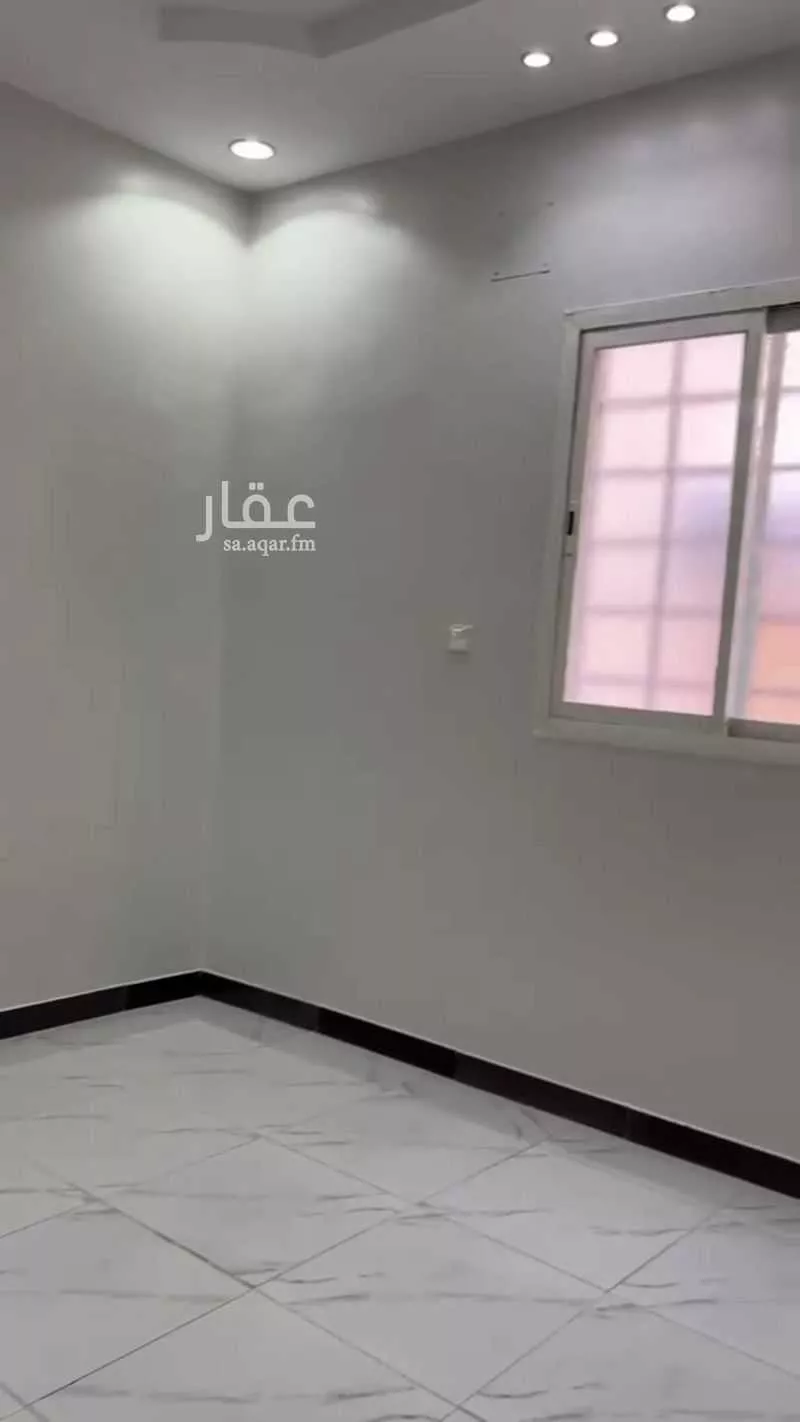 8 bedroom apartment in Al Rimal 2