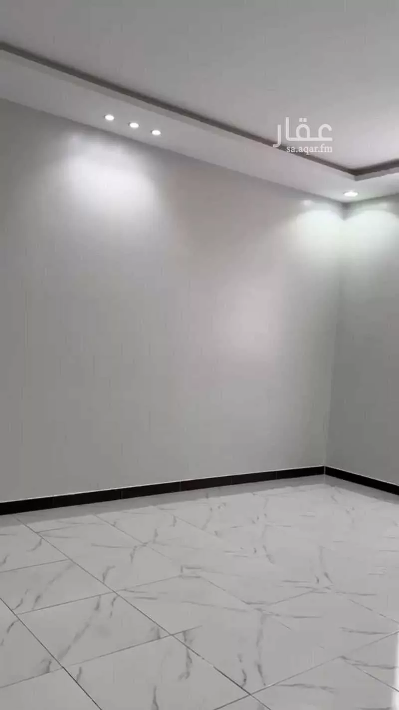 8 bedroom apartment in Al Rimal 10