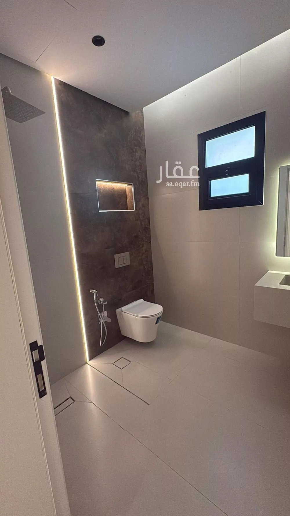 3 bedroom apartment in King Fahd 10