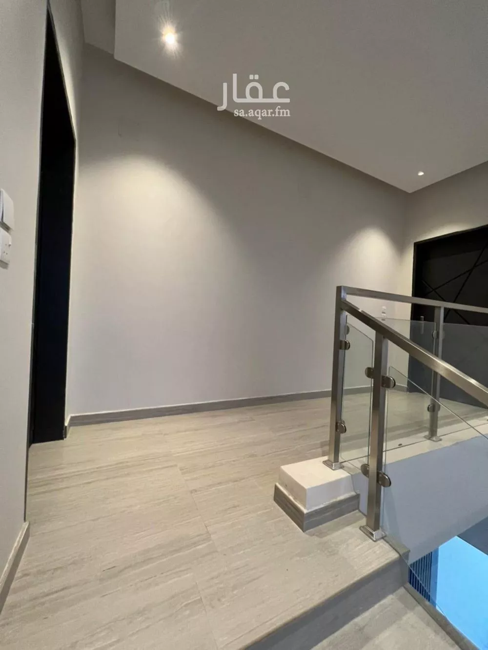 3 bedroom floor in King Fahd 15