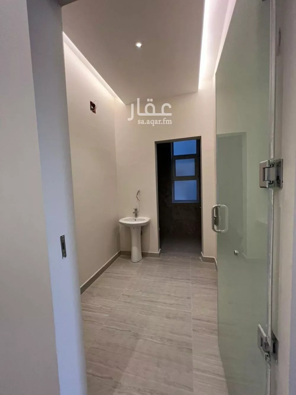 3 bedroom floor in King Fahd 11