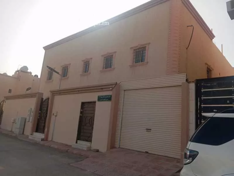 10 bedroom villa in Dhahrat Laban 6