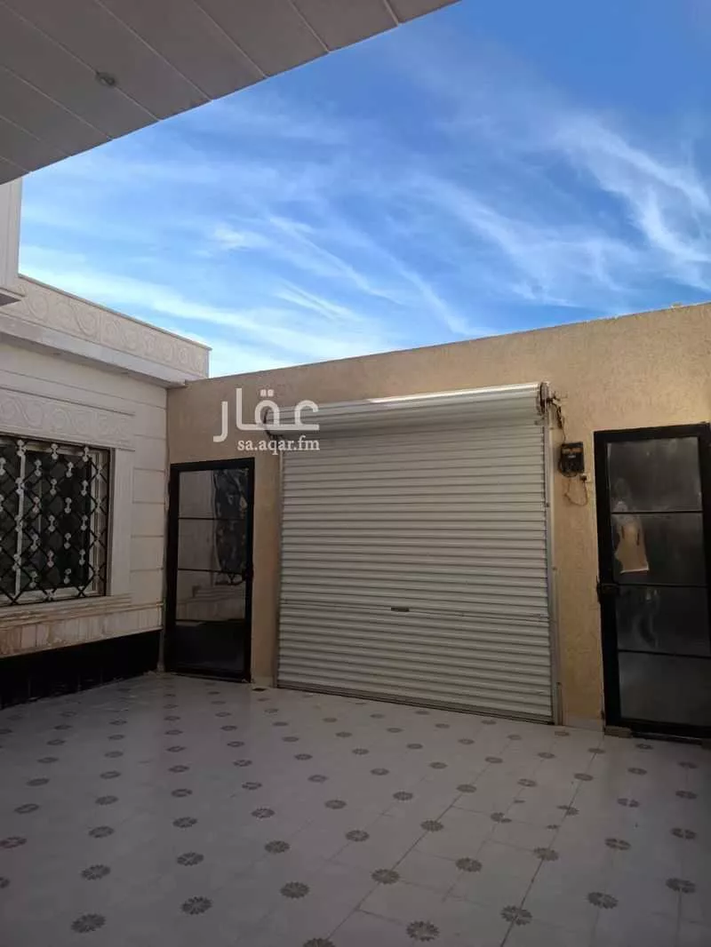 5 bedroom villa in Al Rimal 2
