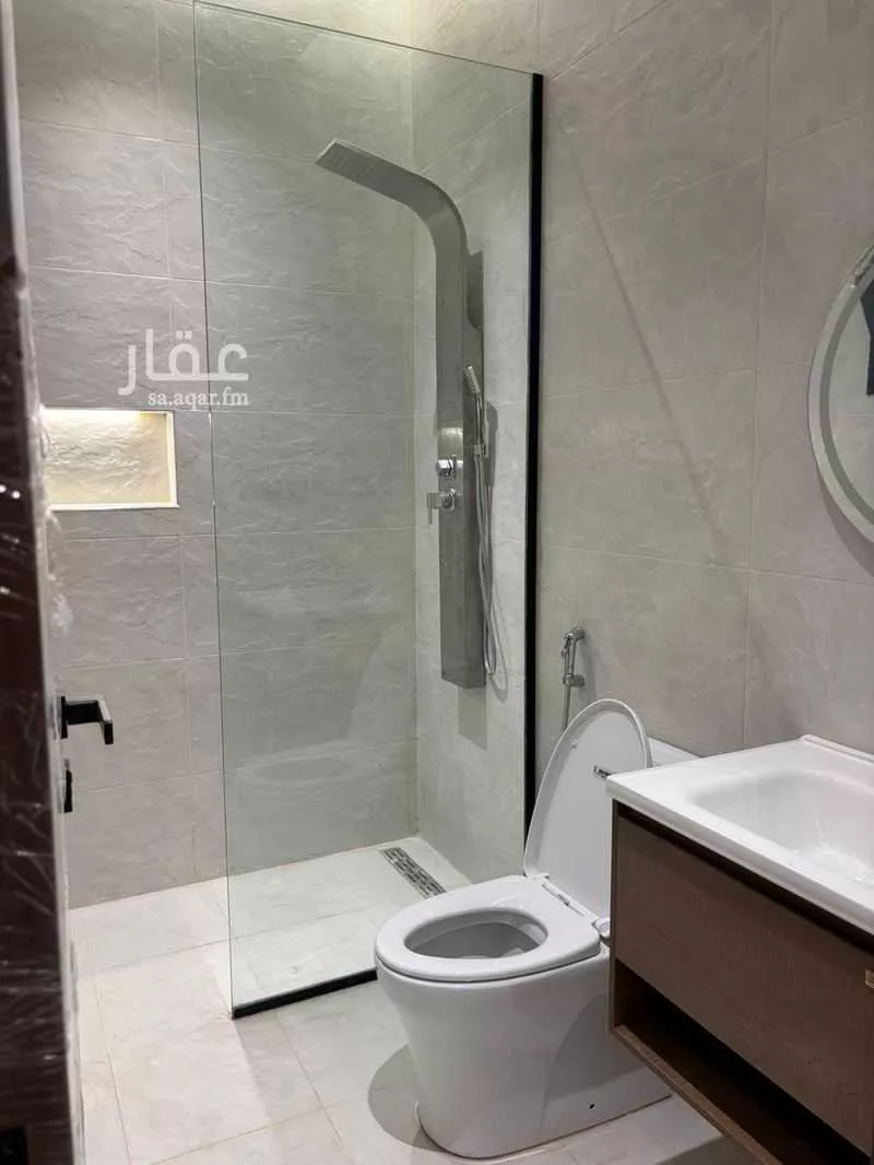 شقة 3 غرف في العليا 10