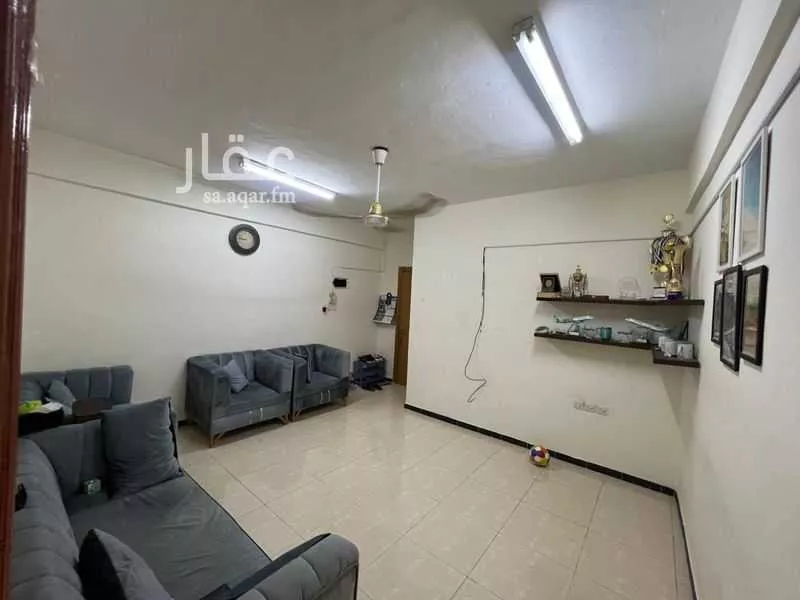 3 bedroom apartment in Al Malaz 2