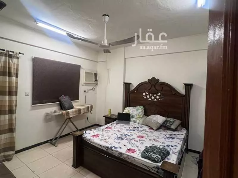 3 bedroom apartment in Al Malaz 4