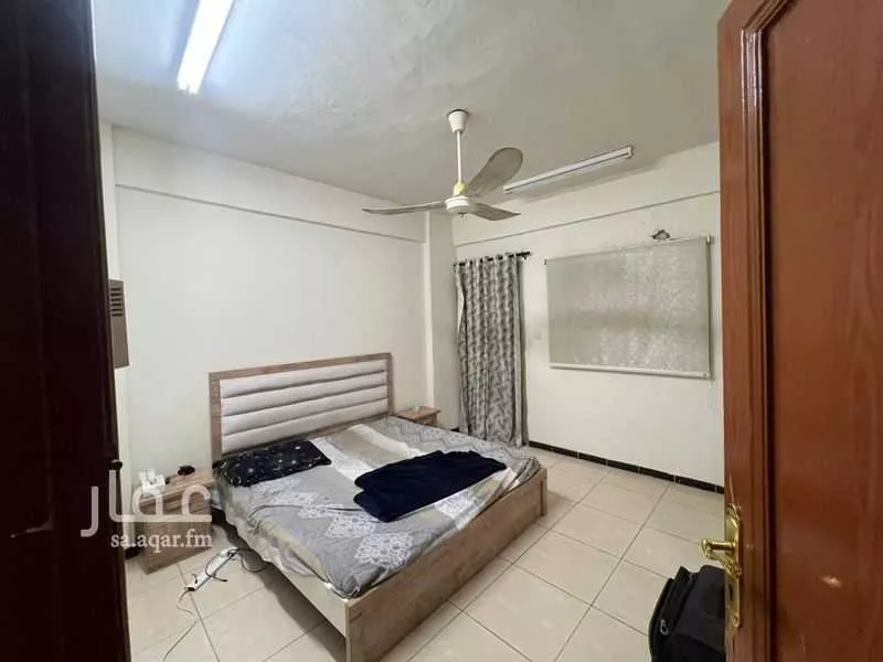 3 bedroom apartment in Al Malaz 7
