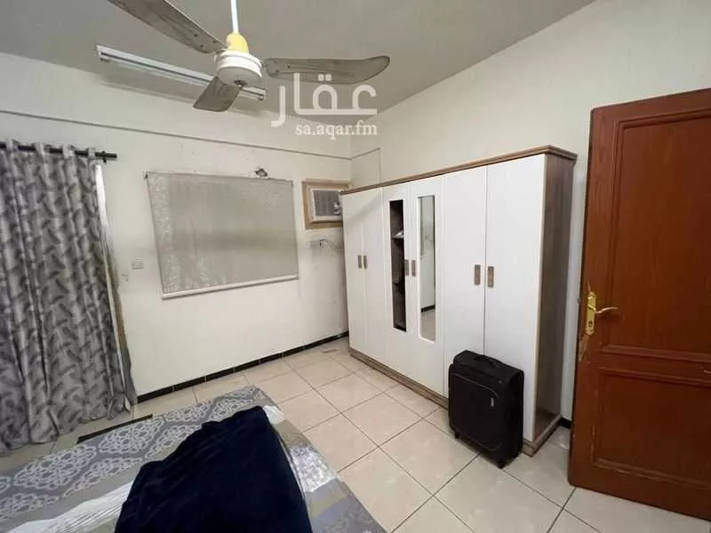 3 bedroom apartment in Al Malaz 9