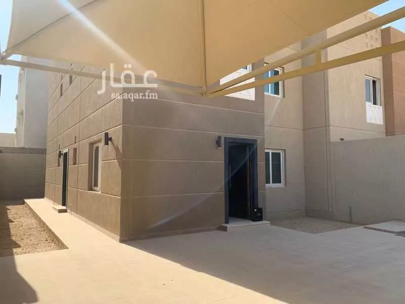 5 bedroom villa in Riyadh 2