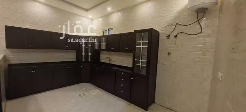 5 bedroom apartment in Al Mahdiyyah 5