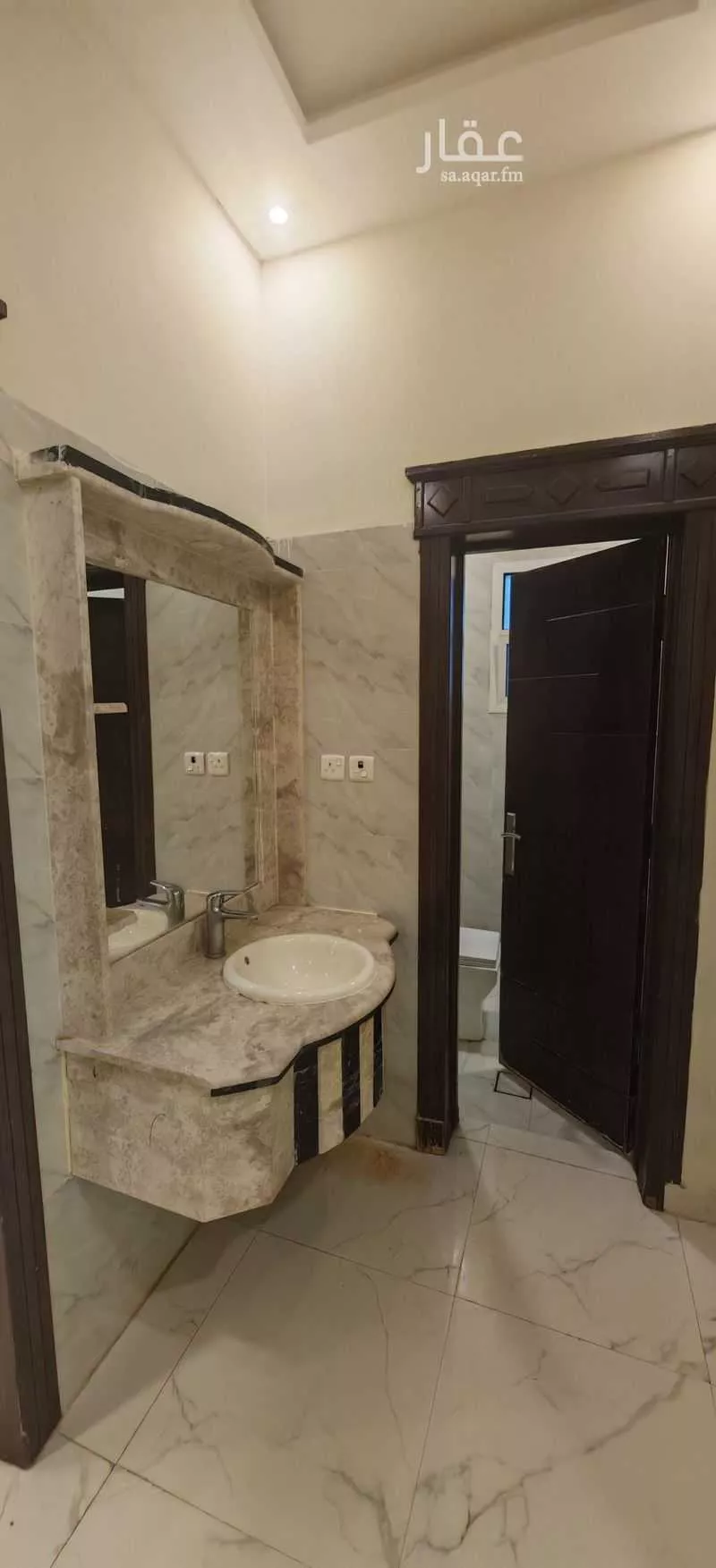 5 bedroom apartment in Al Mahdiyyah 9