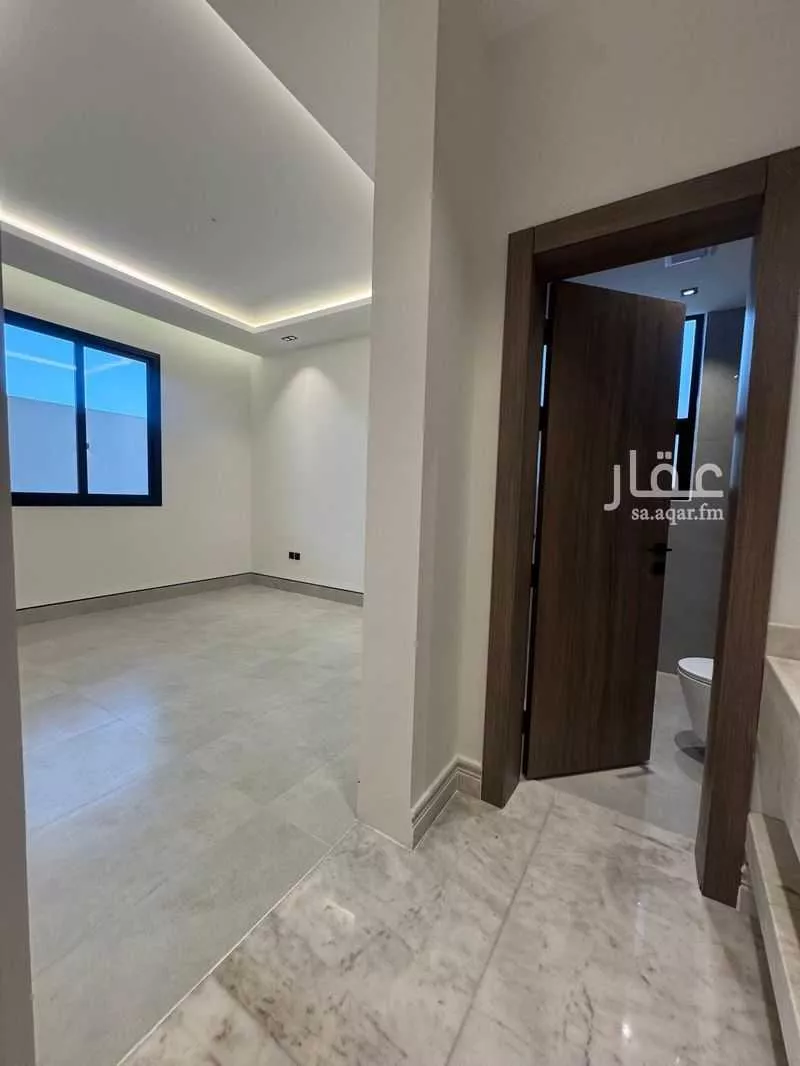 6 bedroom villa in Al Hizam Al Thahabi 12