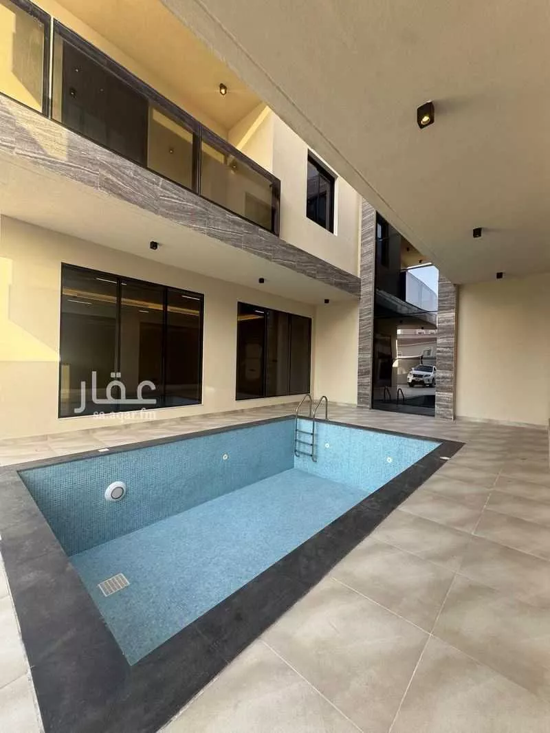 6 bedroom villa in Al Hizam Al Thahabi 16