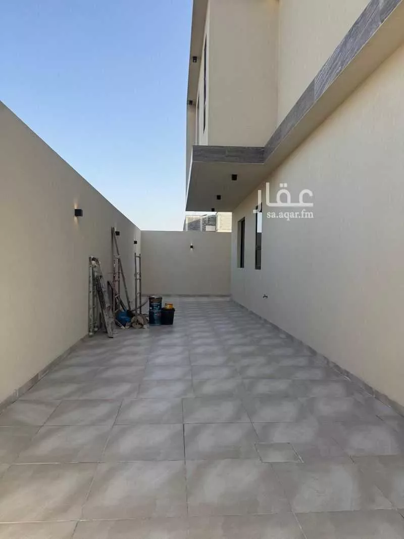 6 bedroom villa in Al Hizam Al Thahabi 3