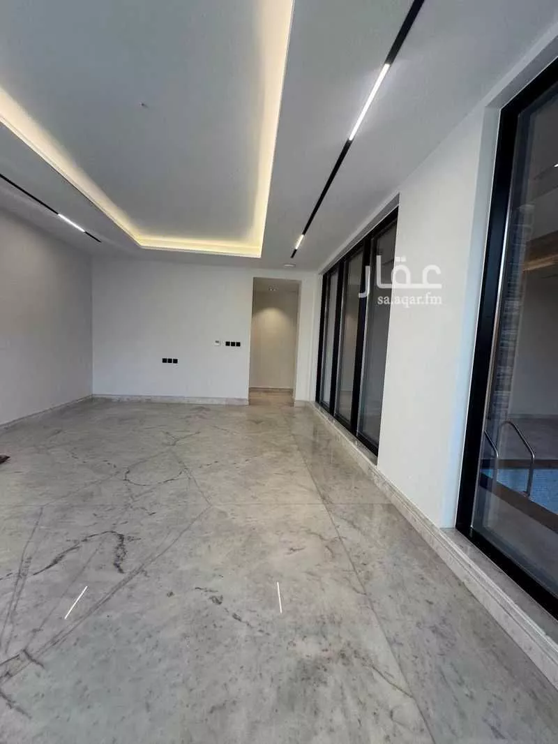 6 bedroom villa in Al Hizam Al Thahabi 13