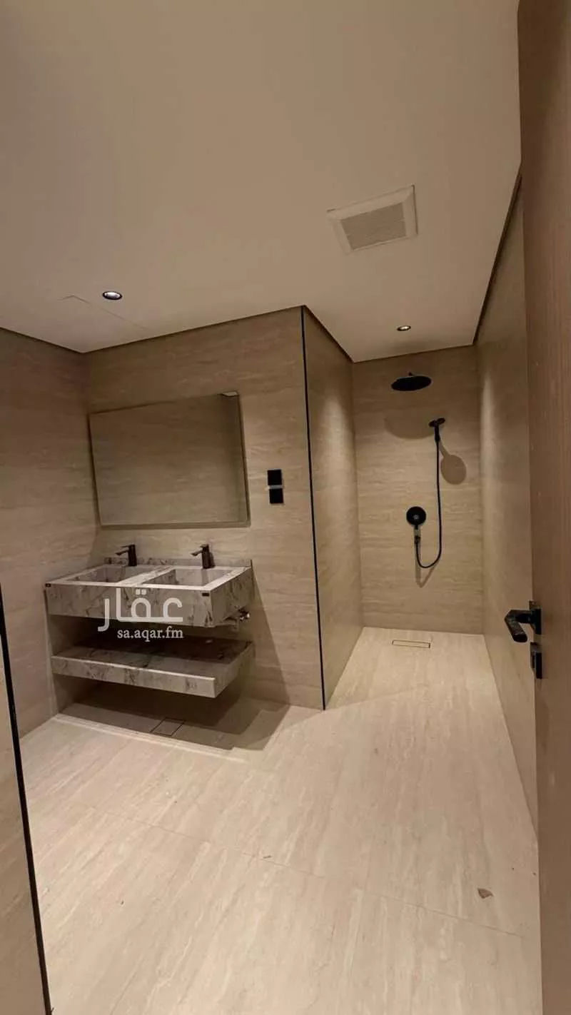 5 bedroom apartment in Umm Al Hamam Al Gharbi 2
