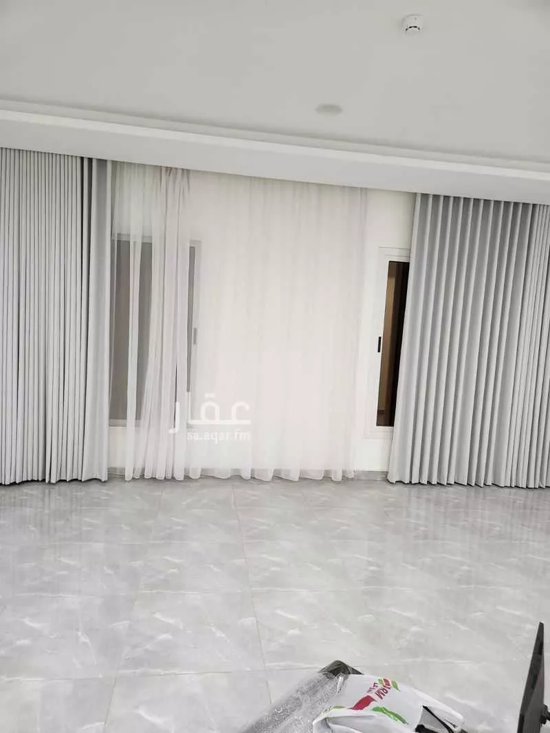 4 bedroom apartment in Tuwaiq 7