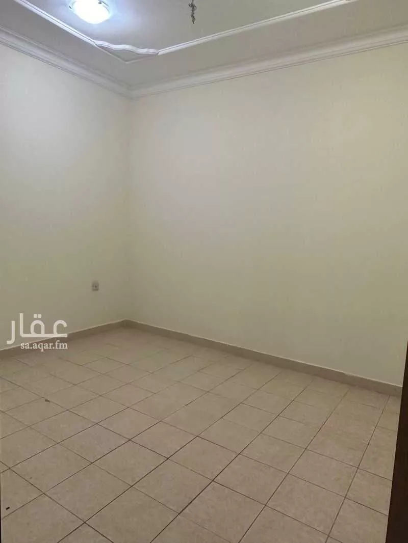 232 sqm building in Al Thuqbah 4
