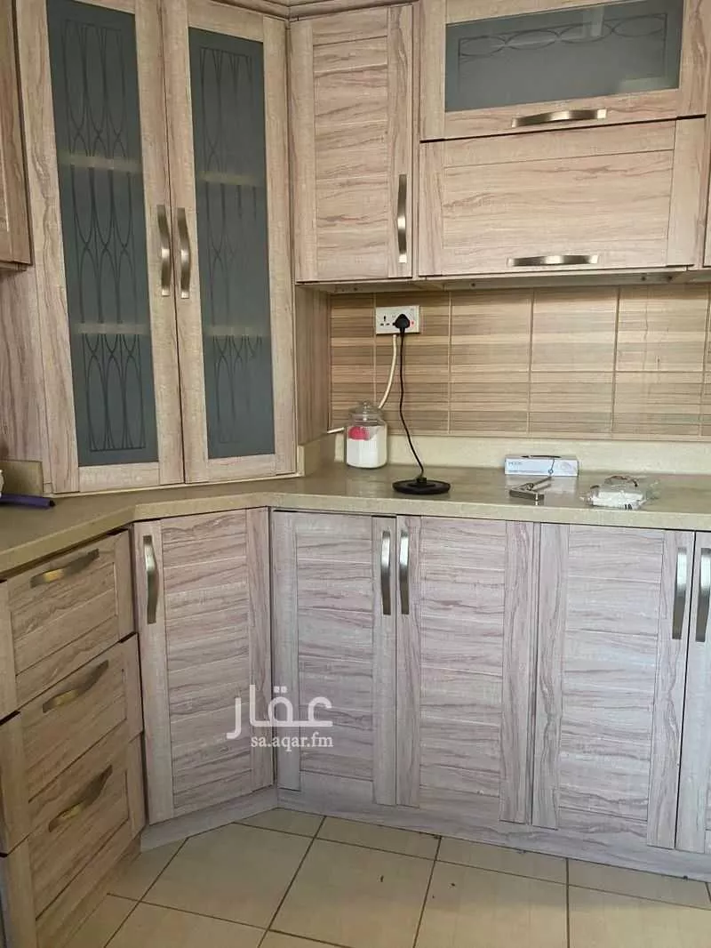 3 bedroom apartment in Al Qusur 8
