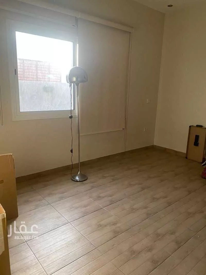 3 bedroom apartment in Al Qusur 10
