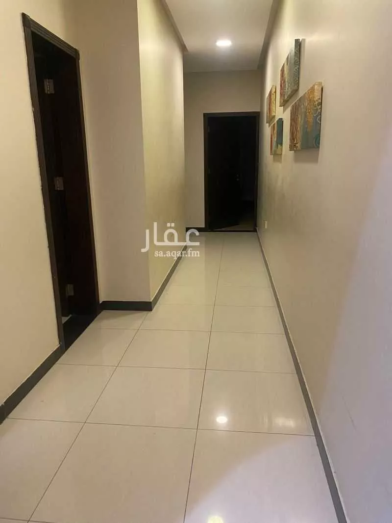 3 bedroom apartment in Al Qusur 7
