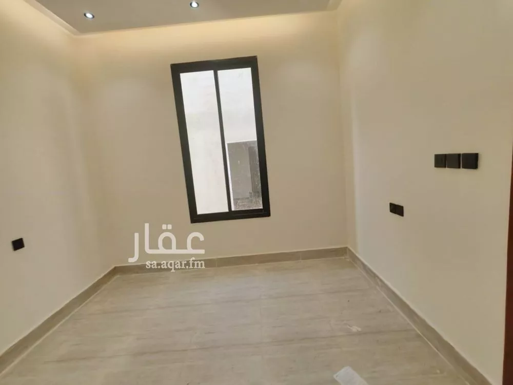 3 bedroom floor in As Suwaidi 4