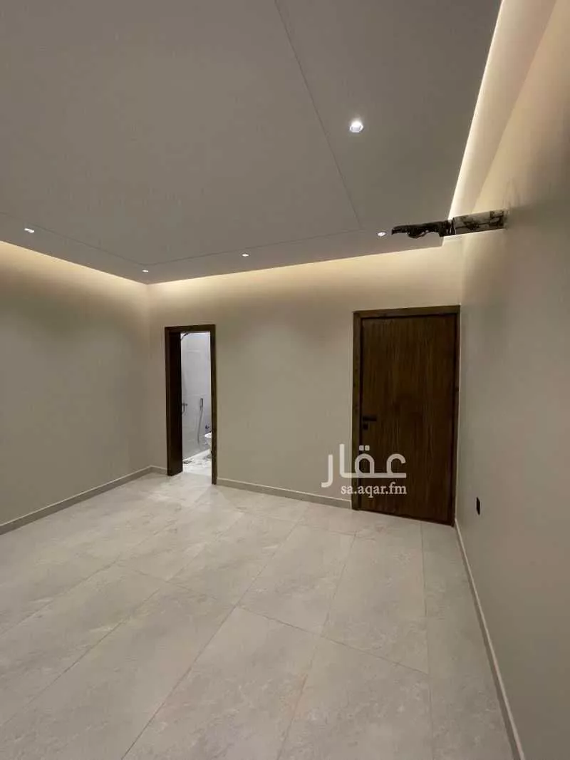 3 bedroom apartment in Al Rabwa 8