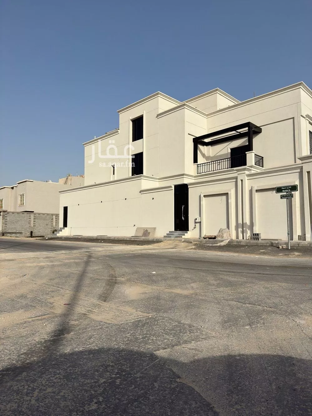 7 bedroom villa in Dahiat King Fahd 3