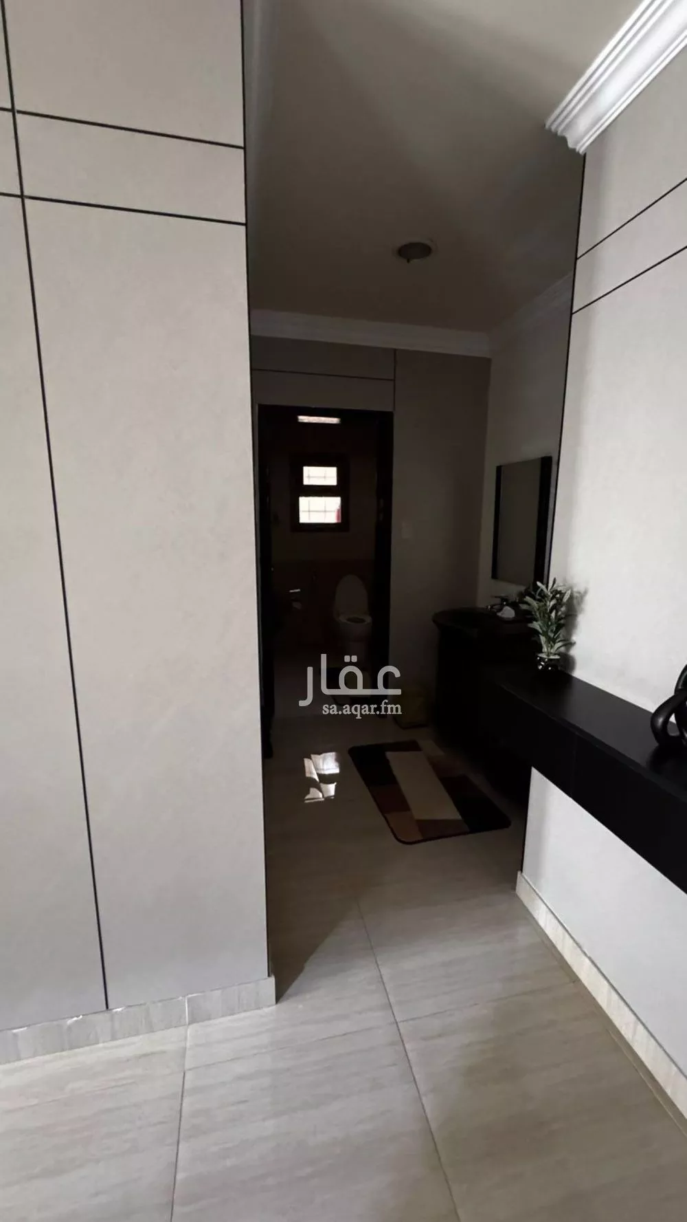 6 bedroom villa in East Beach 9