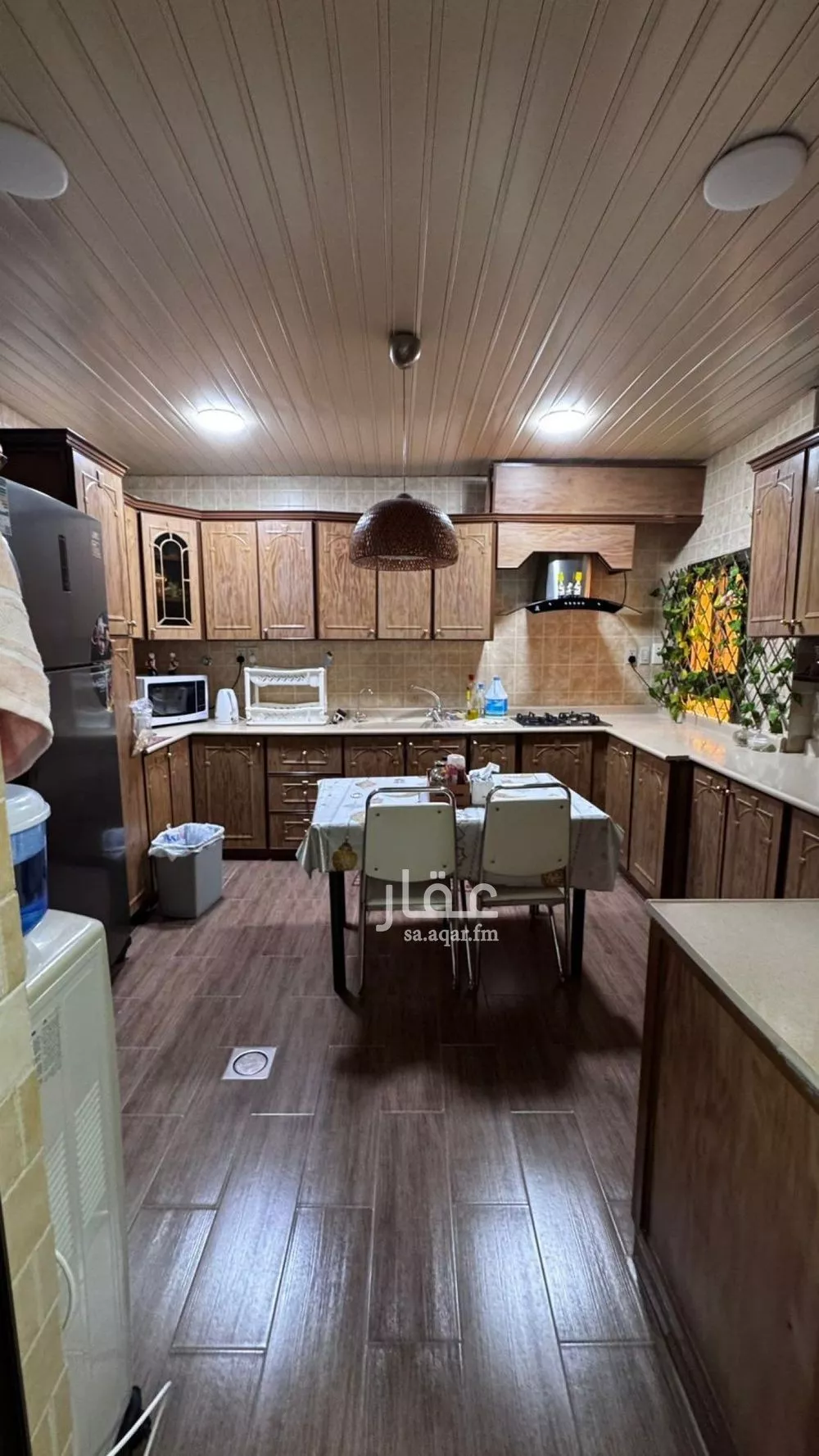 6 bedroom villa in East Beach 8