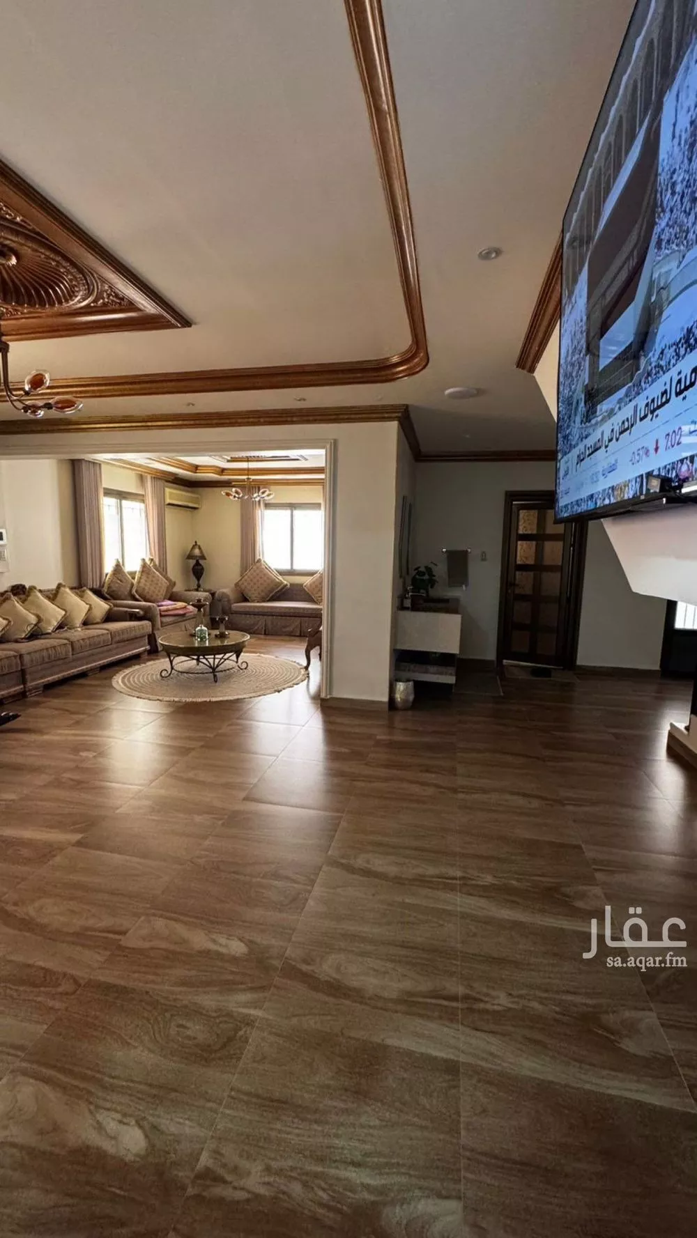6 bedroom villa in East Beach 10